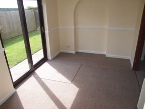 Dining room- click for photo gallery
